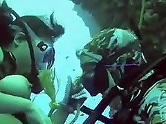 Hardcore underwater fuck with a couple on vacation
