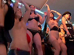 A Wild Orgy Amog Sexy Ladies And Strippers