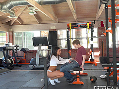 Brunette Emily Willis enjoys while getting fucked in the gym