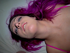 Homemade video of Liz Rainbow with pink hair getting fucked