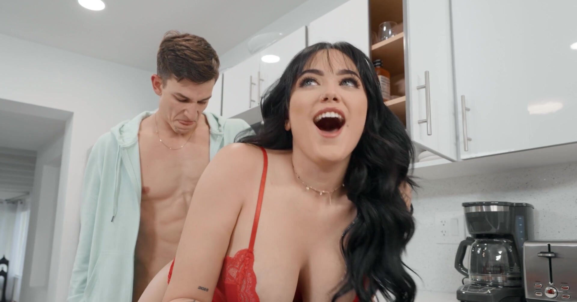 Lucky guy gets to bang Nika Venom and Jordyn Falls in a threesome