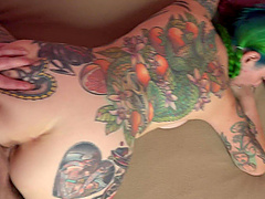 Homemade video of tattooed Vibe Ryderin getting fucked hard