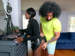 Black butt pornstar Ebony Mystique moans while having deep sex