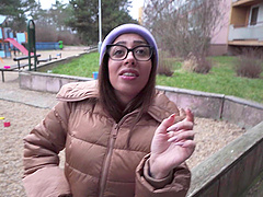 Public sex with glasses-wearing brunette in the park