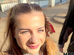 Stanley Johnson fucked a girl in a skirt after lessons