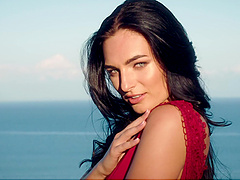 Leanne Lace seduces her neighbor Christian Clay by the pool