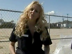 Dirty cop Kelli Tyler drops her clothes to have sex with a stranger