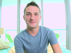 Gay porn video with Max Gunnar and his hot scenes.