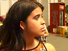 Beautiful brunette gives a great blowjob and has a nice orgasm.