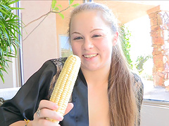 Horny amateur girl pleasures her pussy with a big corn - HD