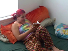Pink haired chick opens her legs to be fucked good in missionary