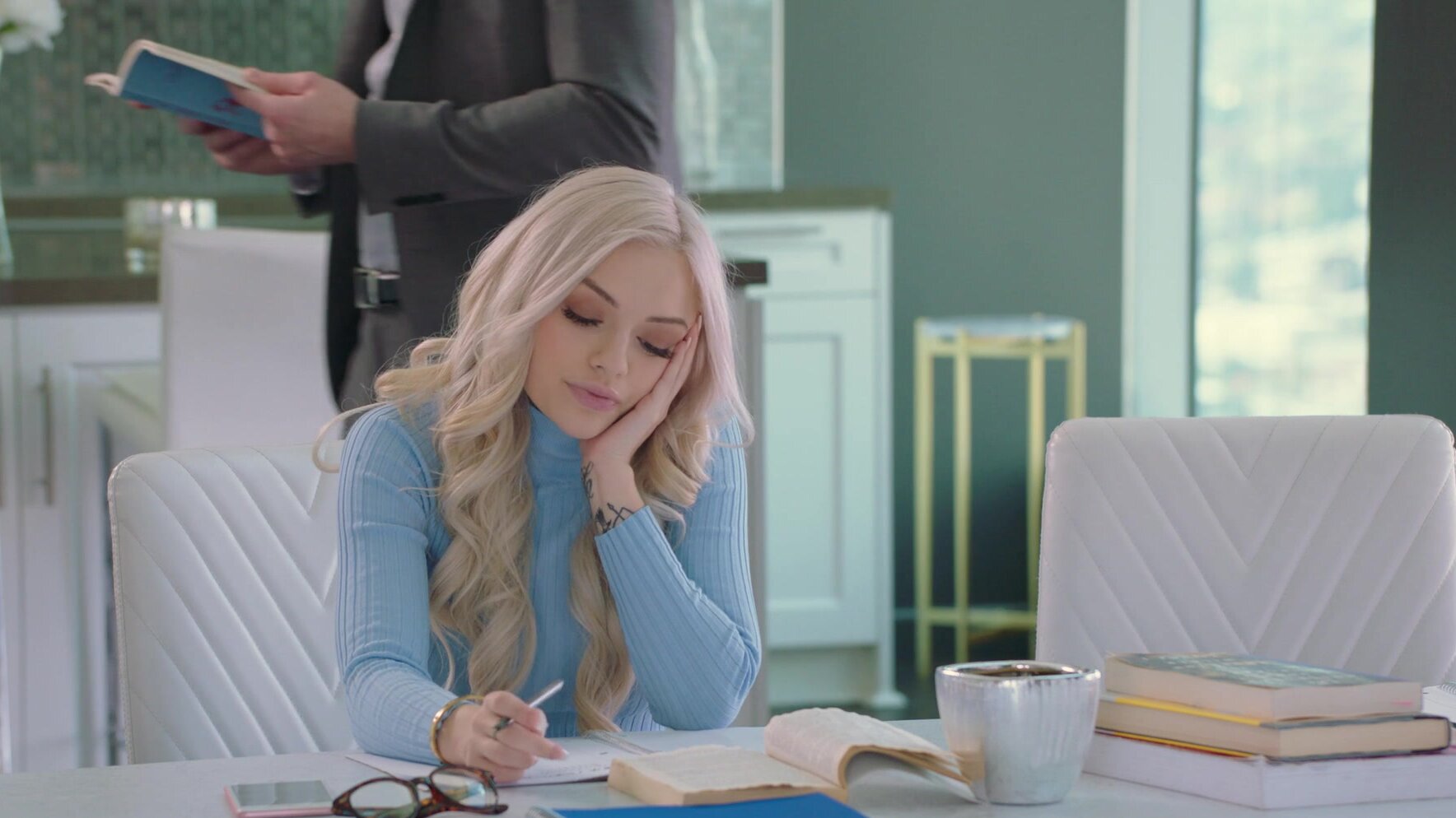 Dirty duo Markus & Alex feast on blonde babes' assets