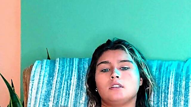 BBW with big boobs on webcam 3 gives ca