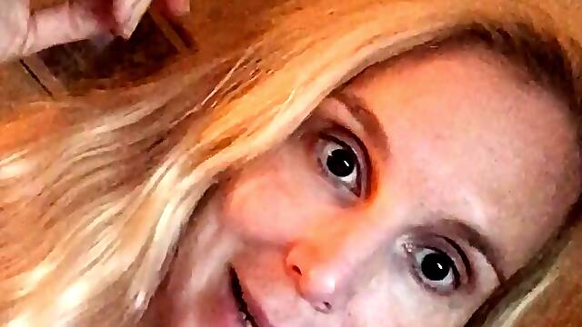 Chubby blonde brianna solo masturbation