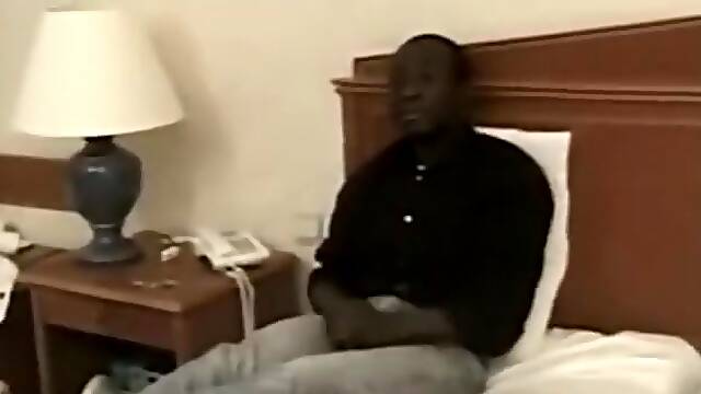 Amateur Wife&amp;#039;s First Experience with BBC in Chicago Hotel
