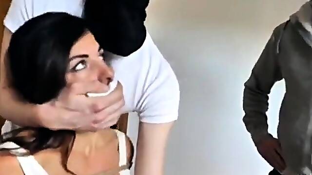 Chloro bound by intruder perverts