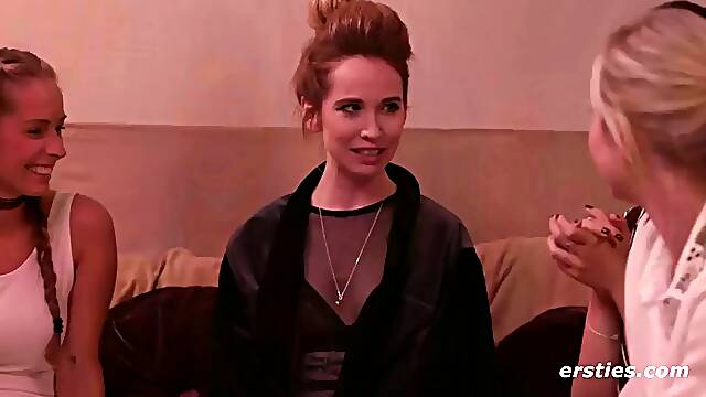 5 orgy lesbian + sybian