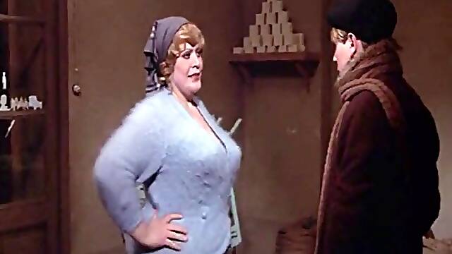 Maria Antonietta Beluzzi nude in cinema