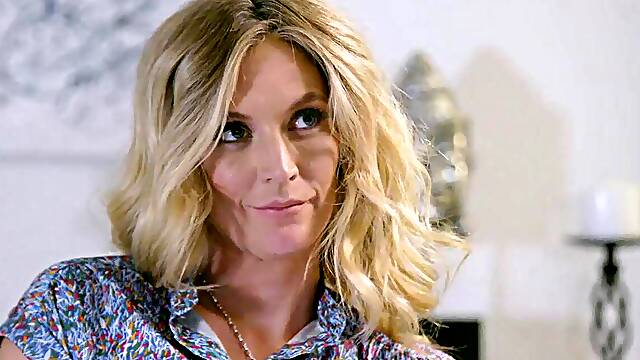 Teen Kenzie Reeves Fucks Between Mature Stepmoms Kendra James, Mona Wales