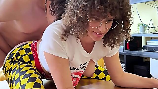 Check out Rock And Roll Mommys homemade anal porn 60 fps!