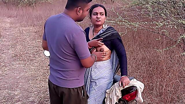 Amateur couple from India are doing it in the field