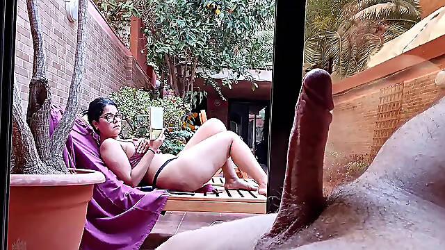 I show my big erection to my stepmom, she couldn't resist
