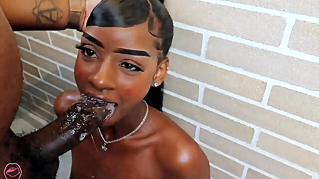 Black baddie Victoria Mendoza blows and gets fucked in 69