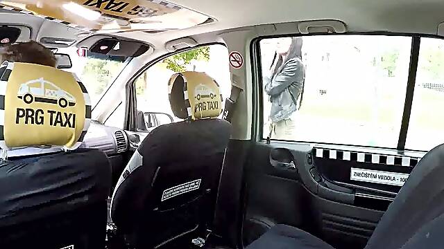 Taxi 30