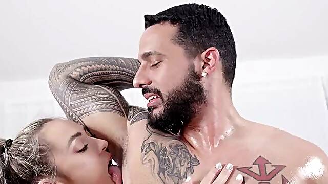 Tight Pussy Of Mackenzie Mace Gets Drilled Hard By Xano Dees Cock!