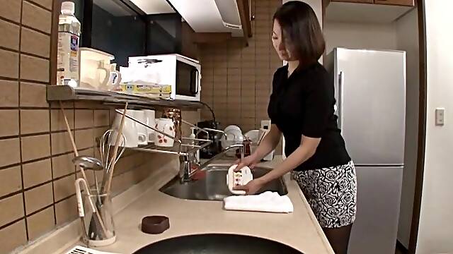 Housewife vids