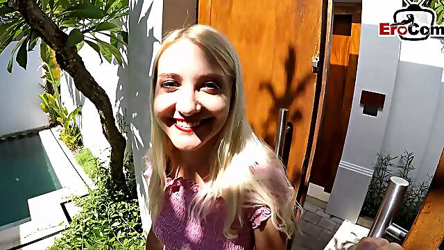 Hot blone amateur teen fuck in holiday