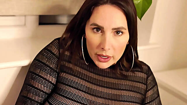 Paige Is Banging Her Cheating Neighbor When His Wife Is Out