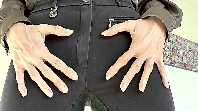 Kissing and Sniffing railing pants Ass, Beautiful Hands, JOI, pov Lady Victoria Valente