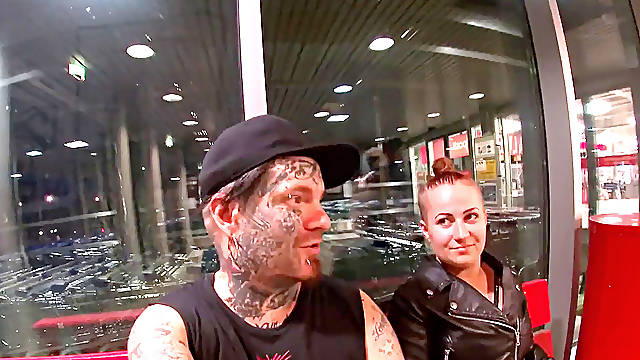 Oral pleasure in switching room and cumwalk of stardom trought shopping mall,PUBLIC!