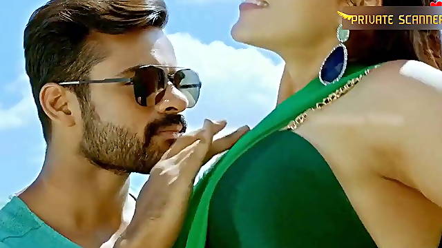 Actress Mehreen &ndash; hot 
