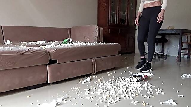 The ideal assistant is a vacuum cleaner