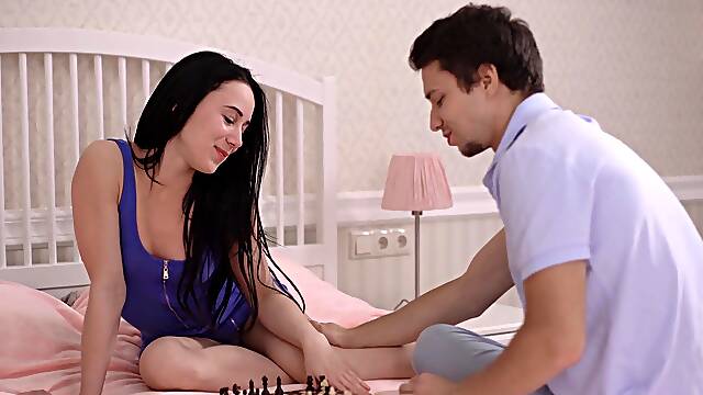 Russion babe Gloria goes wild in a steamy orgy of sucking and fucking